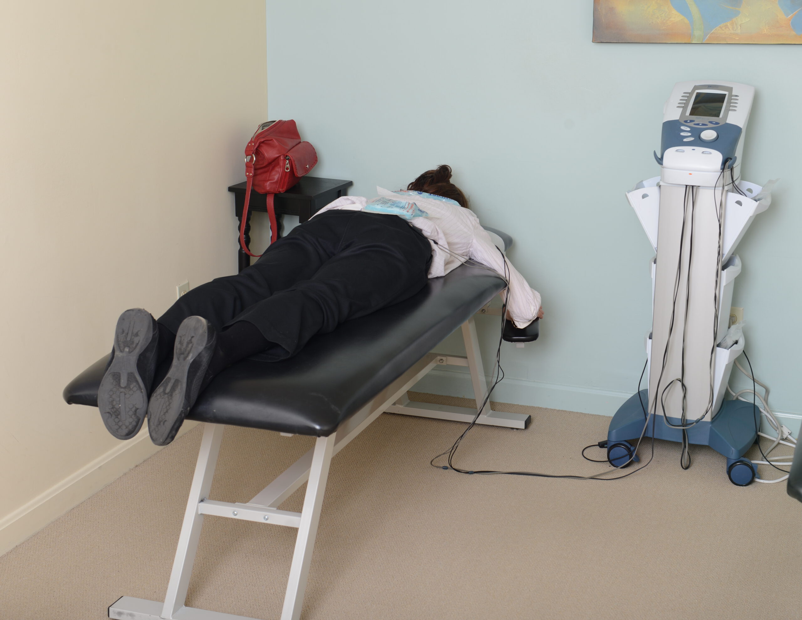 chiropractic electrical muscle stimulation